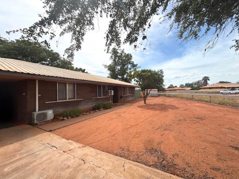 2 Kangaroo Crescent, South Hedland WA 6722