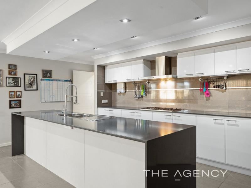 7 Portaferry Gardens, Ridgewood