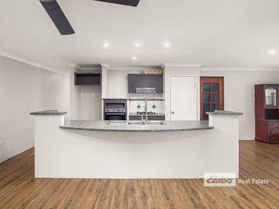 15 Coojong Road, Dalyellup WA 6230