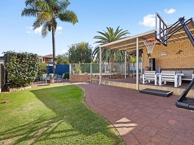 101 Paramatta Road, Doubleview WA 6018