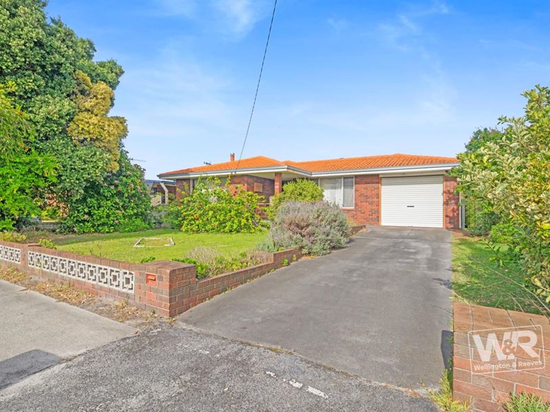 49 Angove Road, Spencer Park WA 6330