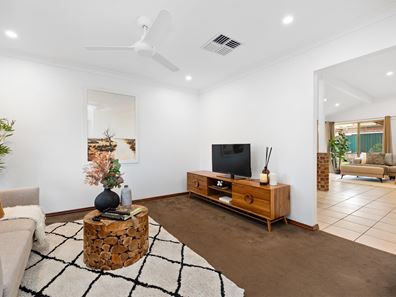 19 Pinewood Place, Beechboro WA 6063