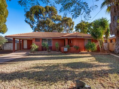 24 Hampden Street, South Kalgoorlie WA 6430