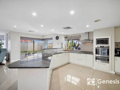 48 Redcliffe Avenue, Marangaroo WA 6064