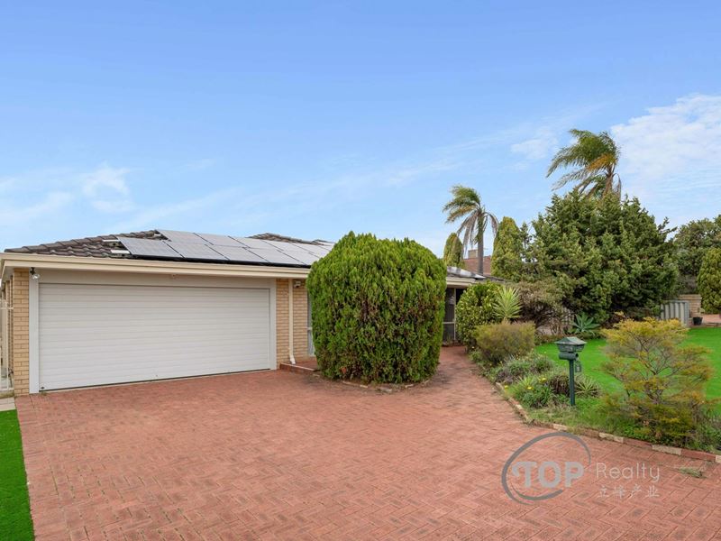11 Hawker Close, Kardinya WA 6163