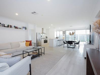 25  Limetta Grove, Landsdale WA 6065