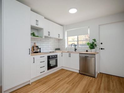 1/28 Carrington Street, Inglewood WA 6052
