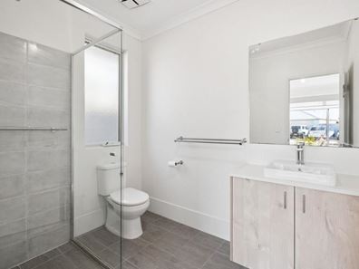 10 Sorrento Road, Piara Waters WA 6112