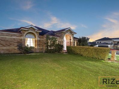 66 Naturaliste Boulevard, Iluka WA 6028