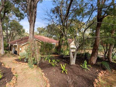 9 Sophia Grove, Roleystone WA 6111