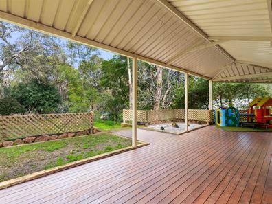 9 Sophia Grove, Roleystone WA 6111