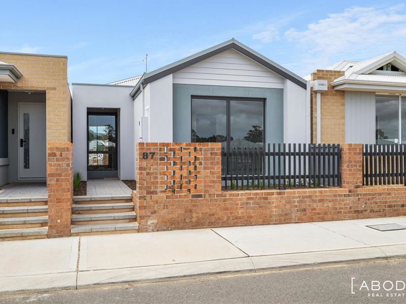 87 Lycaste Parade, Treeby