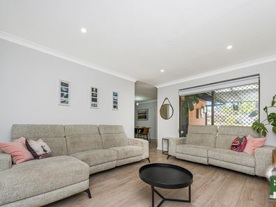 21 Fenton Way, Hamilton Hill WA 6163