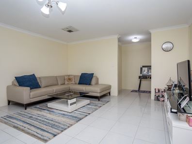 113 Gillam Drive, Seville Grove WA 6112