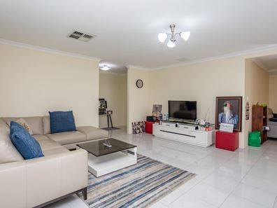 113 Gillam Drive, Seville Grove WA 6112