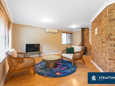 30 Strawberry Drive, Seville Grove WA 6112