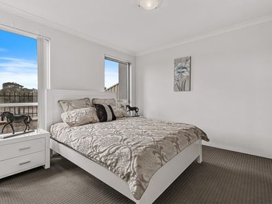 74 DANDARAGAN DRIVE, Dawesville WA 6211
