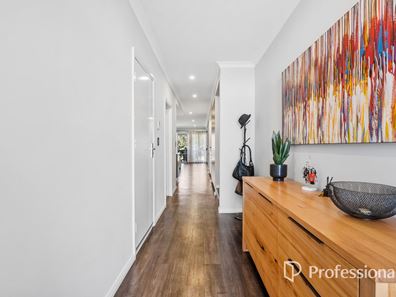 5 Aire Way, Ellenbrook WA 6069