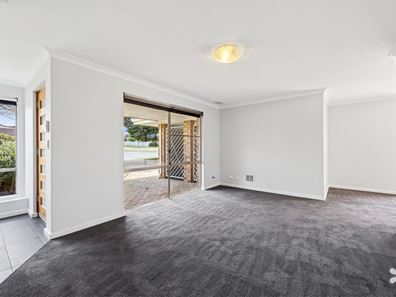 51 Aitken Drive, Winthrop WA 6150
