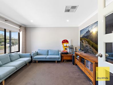 50 Botany Parade, Hammond Park WA 6164