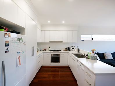 11 Diana Street, Innaloo WA 6018