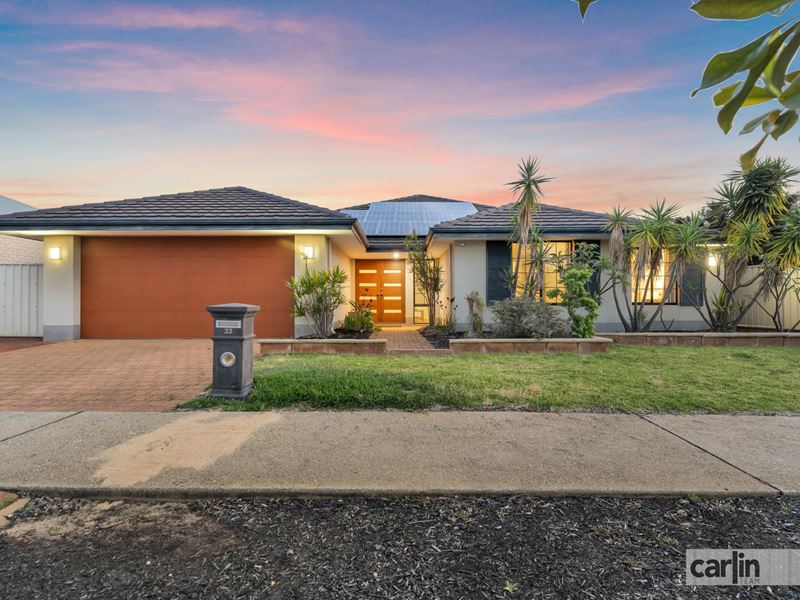 33 Jackadder Avenue, Hammond Park WA 6164
