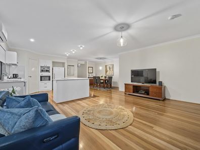 40B Bridgewater Crescent, Karrinyup WA 6018