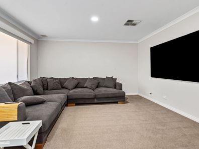 2 Smythe Drive, Broadwood WA 6430