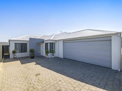 6A Jamy Place, Hamilton Hill WA 6163