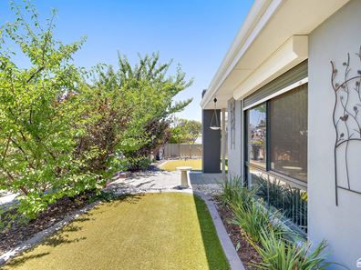 10 Nivea Way, Byford WA 6122