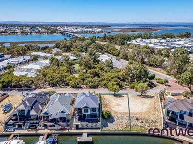 27 Leisure Way, Halls Head WA 6210