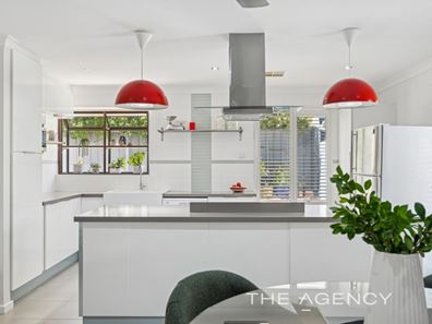 63 Macquarie Avenue, Padbury WA 6025
