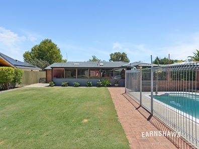 9 Cedar Way, Forrestfield WA 6058