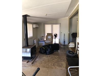 38 Mccleary Street, Meekatharra WA 6642