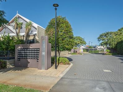 7/68 Fisher Street, Belmont WA 6104