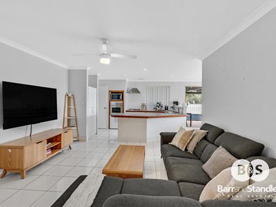1 Prudhoe Mews, Ridgewood WA 6030