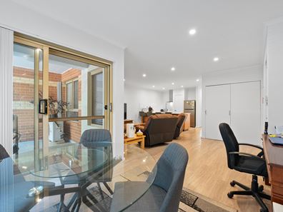 24/58 Kent Street, Rockingham WA 6168