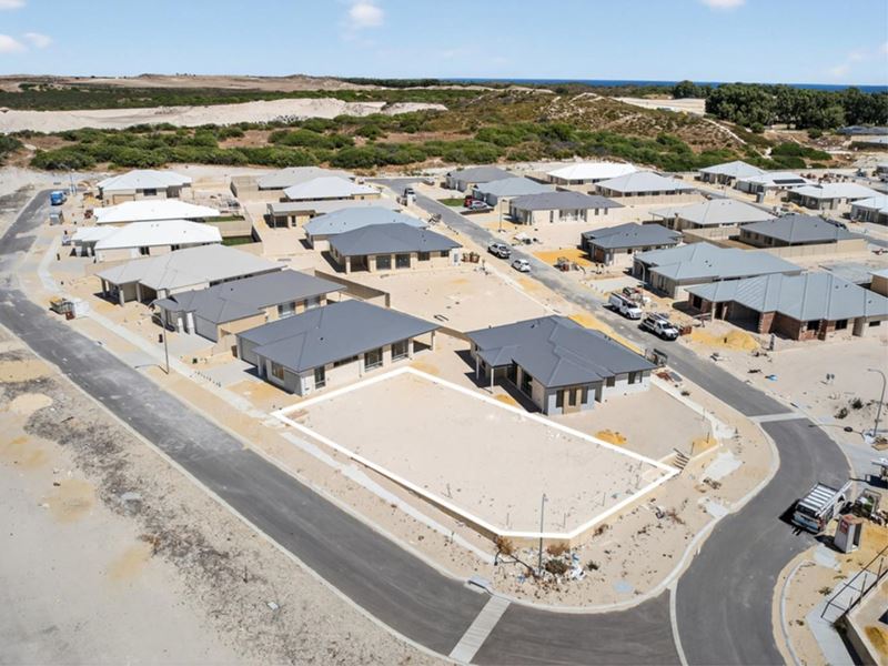 15 Wobbegong Grange, Two Rocks