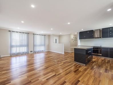 2 Ricketts Court, Rockingham WA 6168