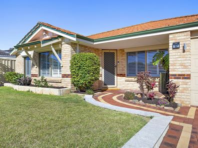 52 Nottingham Gardens, Ballajura WA 6066