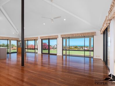 12 Quayside Vista, Drummond Cove WA 6532