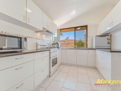 4/60 Romney Way, Parkwood WA 6147