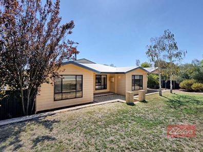 24 Butler Street, Narrogin WA 6312