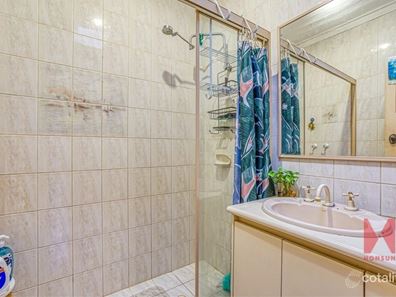 11 Bowden Place, Armadale WA 6112