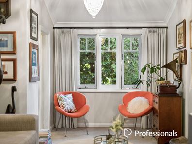 93 Glyde Road, Lesmurdie WA 6076