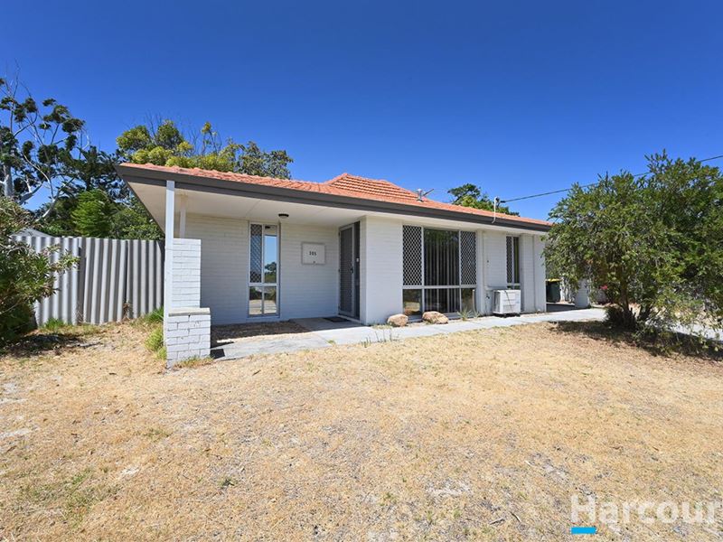 305 Camberwarra Drive, Craigie