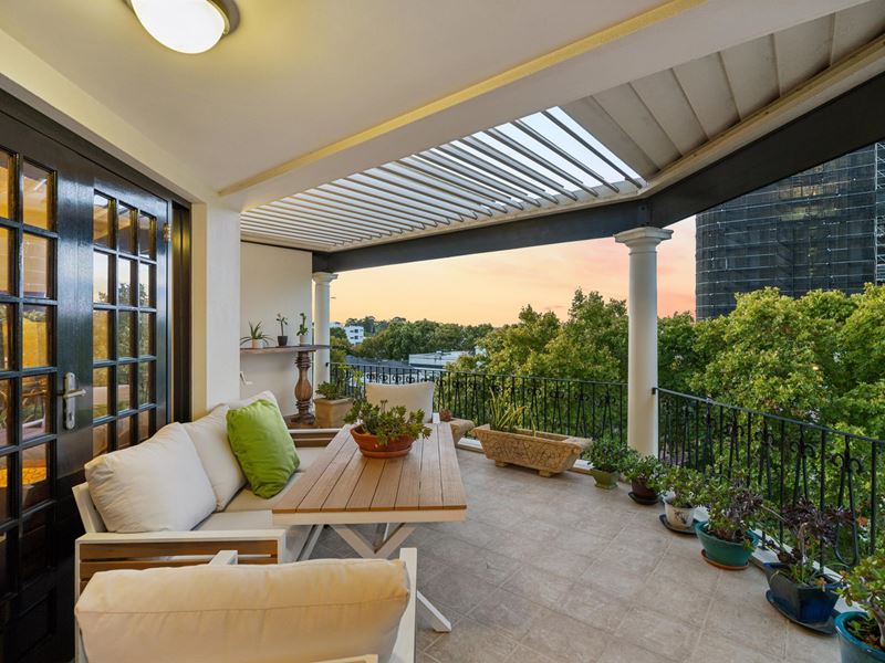 11/9 Kintail Road, Applecross WA 6153