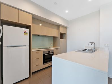 182/3 Homelea Court, Rivervale WA 6103