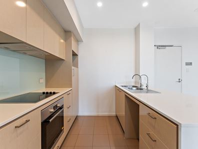 182/3 Homelea Court, Rivervale WA 6103