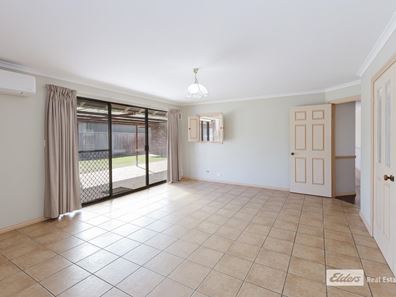 20 Salvado Road, Orana WA 6330